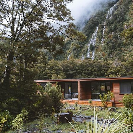 Milford Sound Lodge Eksteriør billede