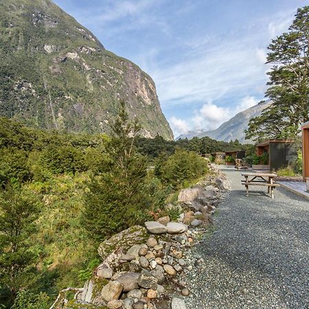 Milford Sound Lodge Eksteriør billede