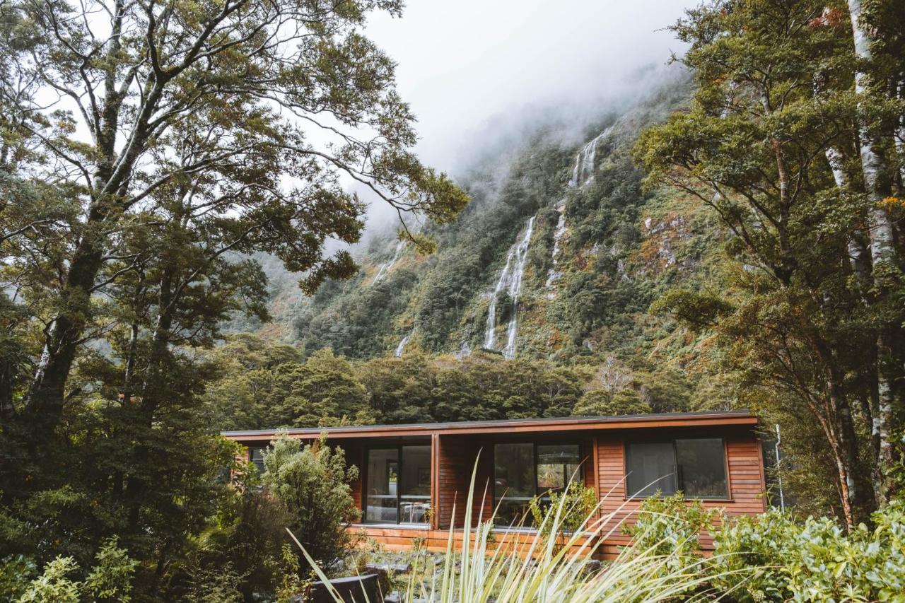 Milford Sound Lodge Eksteriør billede