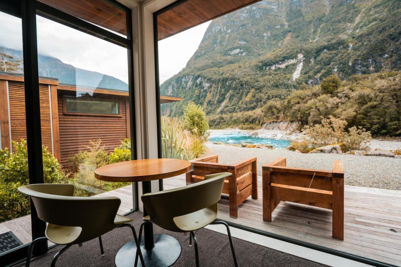 Milford Sound Lodge Eksteriør billede